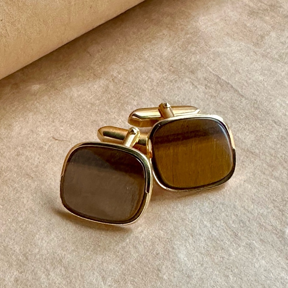 Tiger’s eye men’s cufflinks